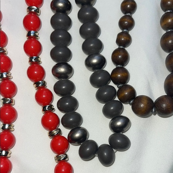 Bundle, necklaces - Picture 5 of 7